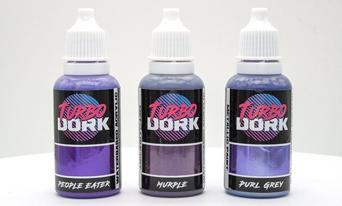 Turbodork Paint Sortiment Bewertung für Miniaturen & Wargames Modelle - Lila Flaschen