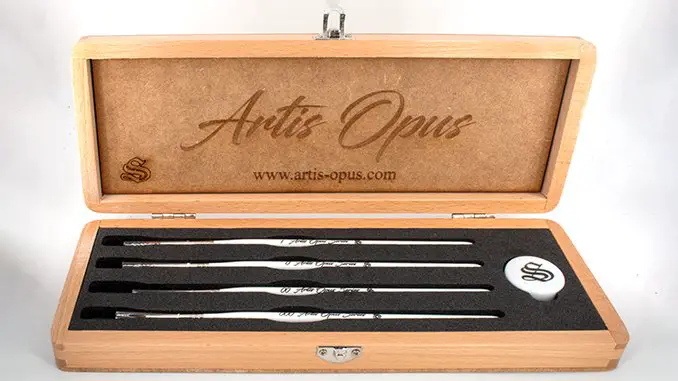 Artis Opus Series S Brushes Review for Miniature Painters