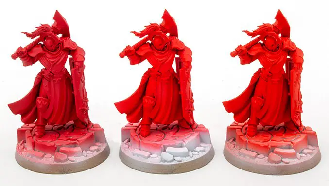 Revisión de Coat d'arms para modelos de miniaturas y juegos de guerra: modelos Blood Red vs Blood Red