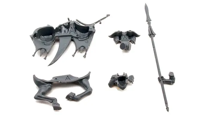 Lumineth Realm-lords Army Set Review para pintores en miniatura - Vanari Dawnrider Components