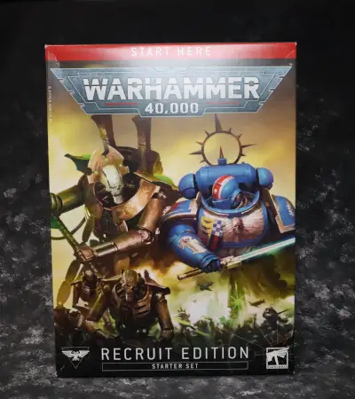 Caja de set de inicio de Warhammer Recruit Edition