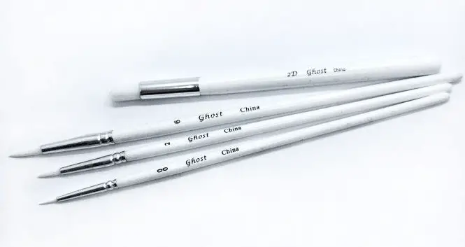 Ghost Brushes Überprüfen Sie alle