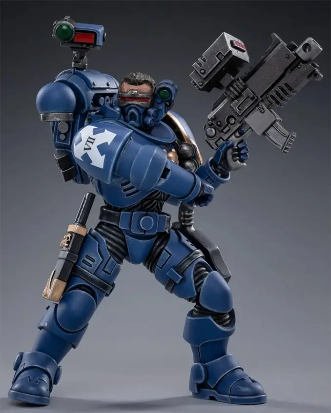 Joy Toy 4-Zoll Warhammer Space Marine Actionfiguren - Incursor Brother Aurelian