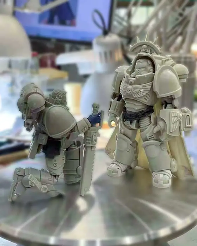 Joy Toy 4 pouces Warhammer Space Marine Figurines - Fuite - Marine & Capitaine