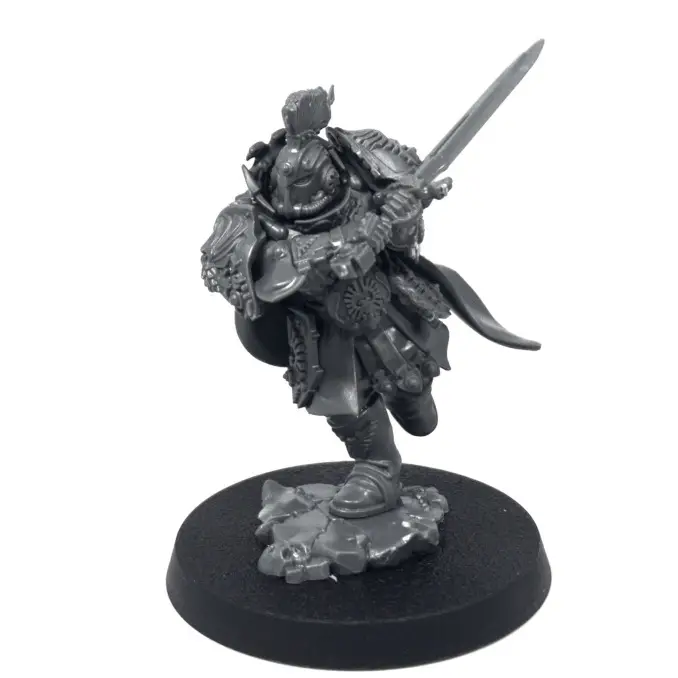 Warhammer 40.000 Shadow Throne Review Blade Champion