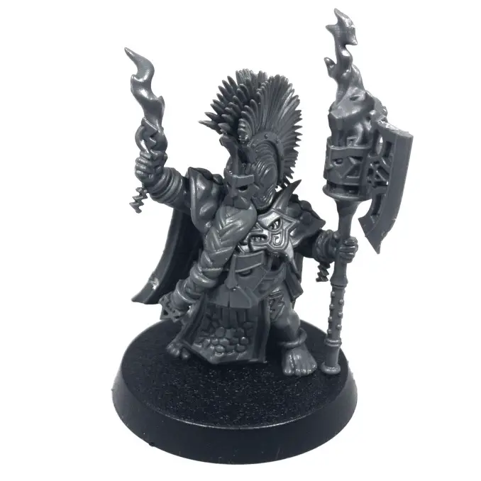 Warhammer Age of Sigmar Fury of the Deep Auric Flamekeeper