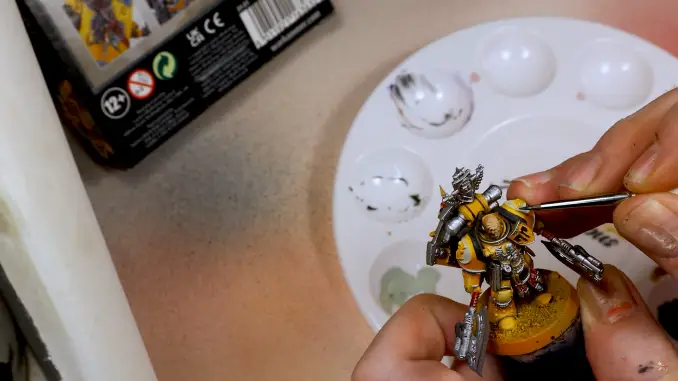 How to Paint Imperial Fists Step 16 - 2