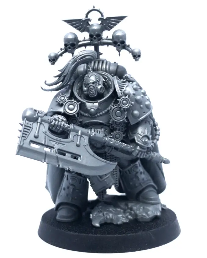 The Horus Heresy Age of Darkness Praetor with Power Axe 1