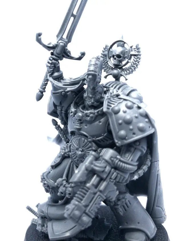 The Horus Heresy Age of Darkness Praetor avec Power Sword 3