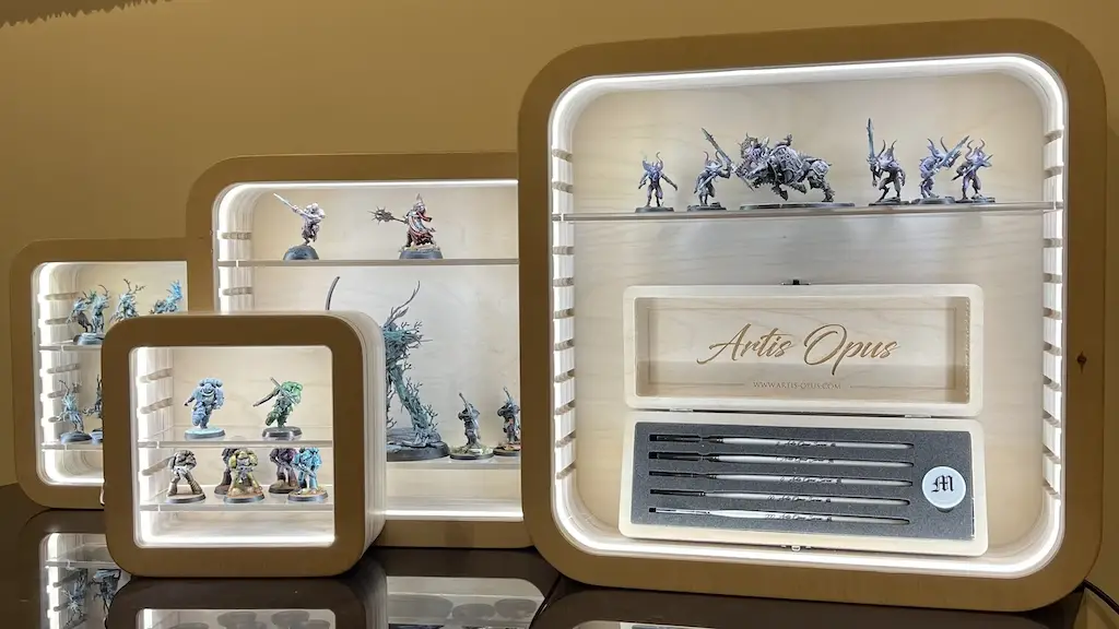 Artis Opus Display Cases for Miniatures - Beautiful Display Cabinets for Miniatures and more