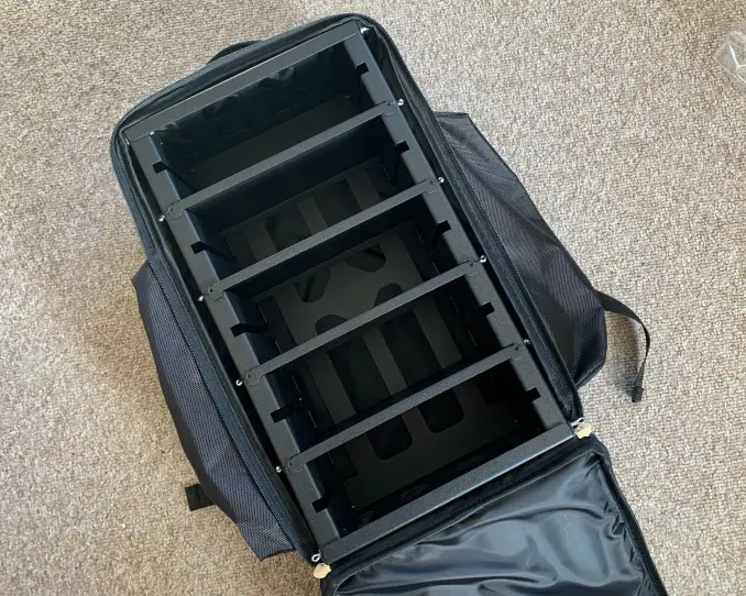 Has anyone tried these cases? I like the idea of having a carry case and  display case. I also just need a place to put my minis that need to be  finished