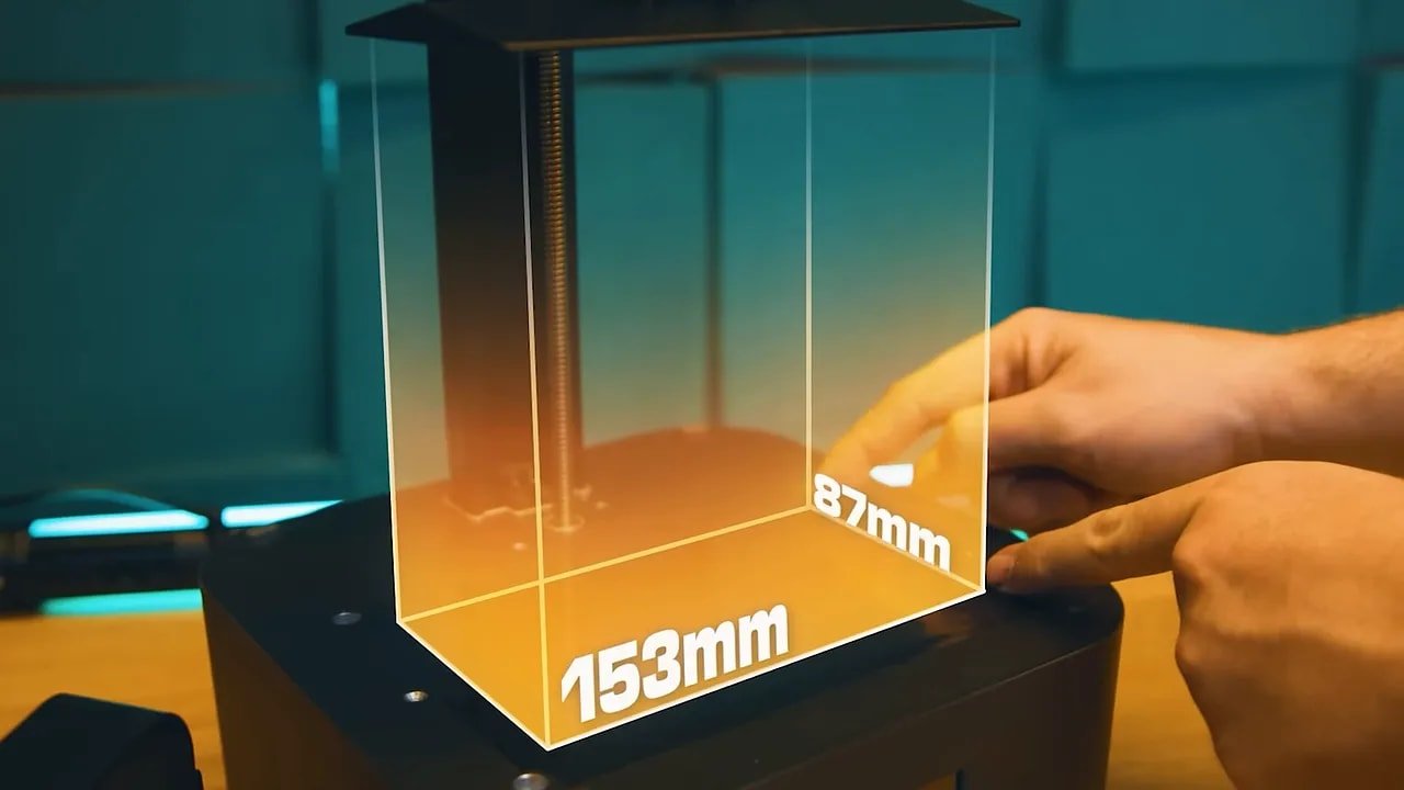 Anycubic Photon Mono 4 build volume dimensions overlay showing 8mm and 153mm