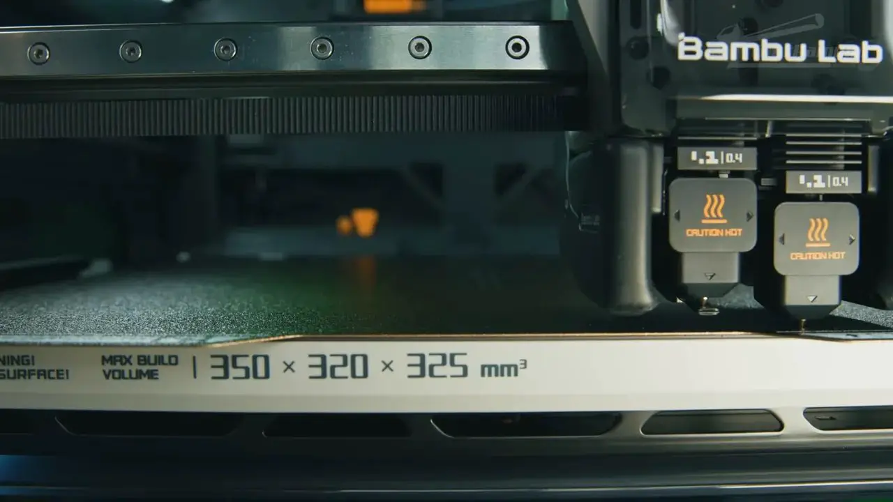 Bambu H2 dual-nozzle build volume overlay and hotend area
