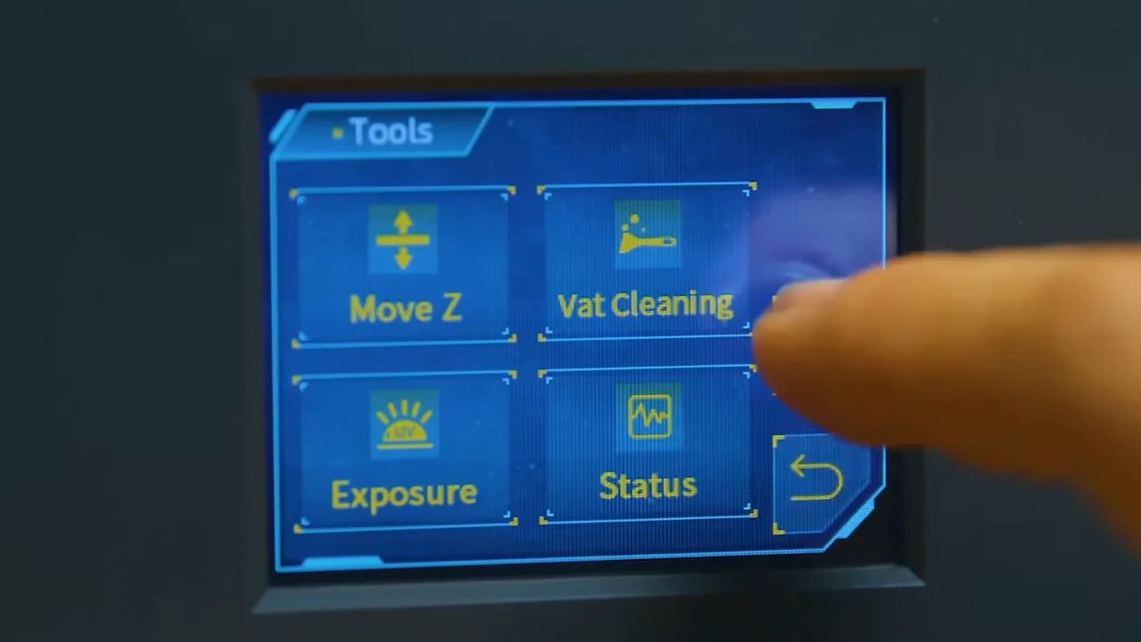 Anycubic Photon Mono 4 tools menu showing Move Z, vat cleaning, and status
