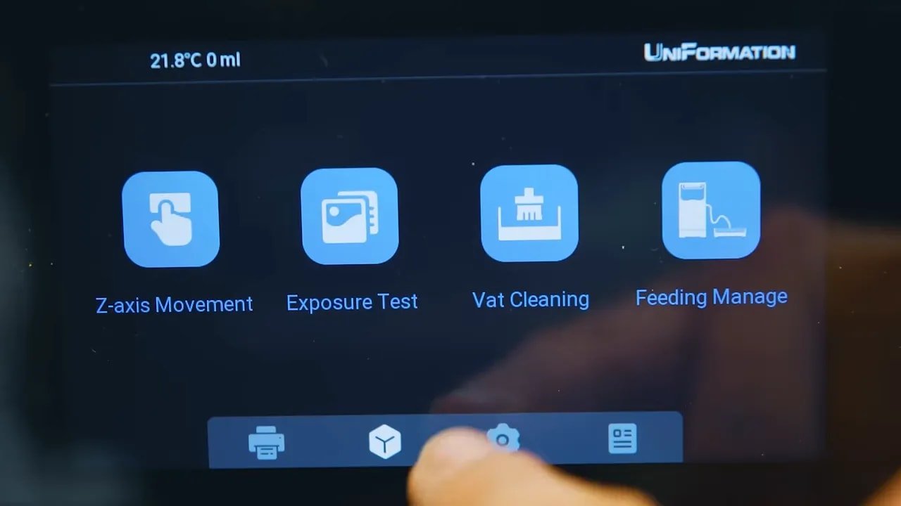 Uniformation Gk3 Ultra main maintenance menu with exposure test and vat cleaning icons